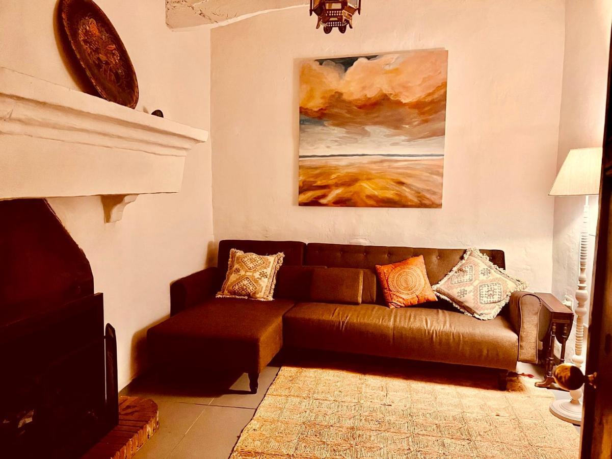 Casa Carmela, Rural House With Spectacular Views, In An Exquisite Area Villa Atalbeitar Exteriör bild